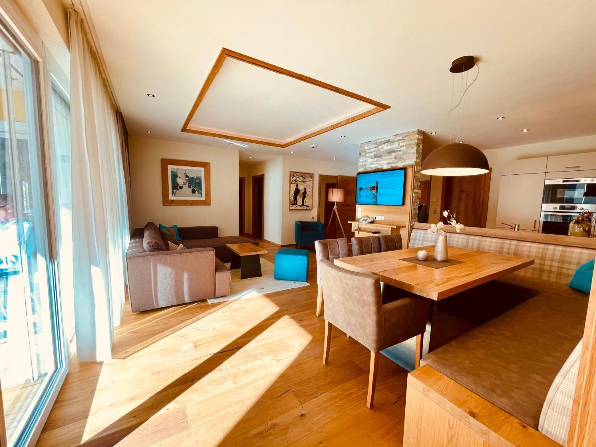 Biancas Luxury Close Ischgl & Pool Ganze Apartment *